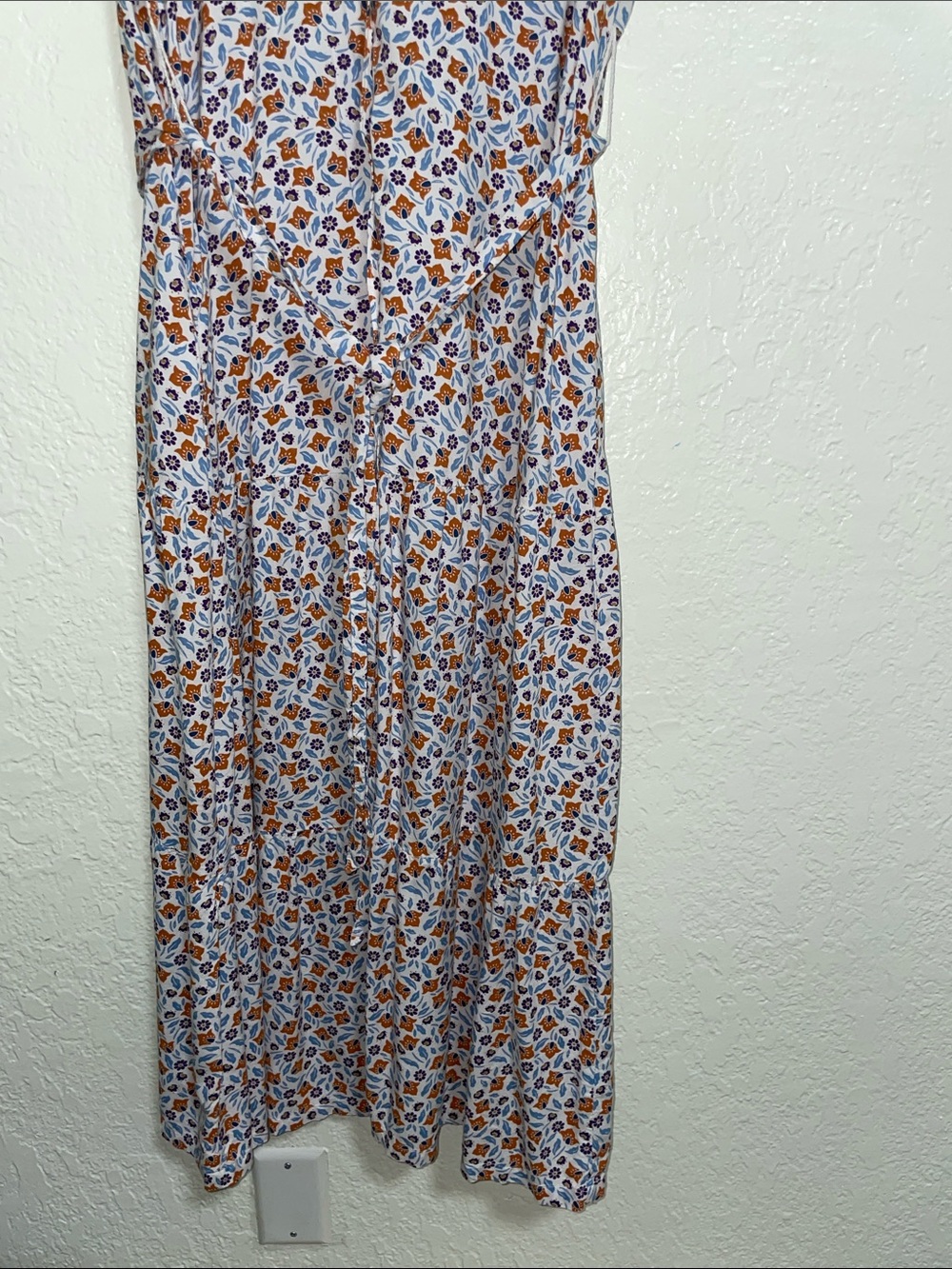 croft & barrow White Maxi Dress with Blue and Brown Floral Print - Picture 4 of 12